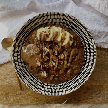 Schoko Dattel Porridge