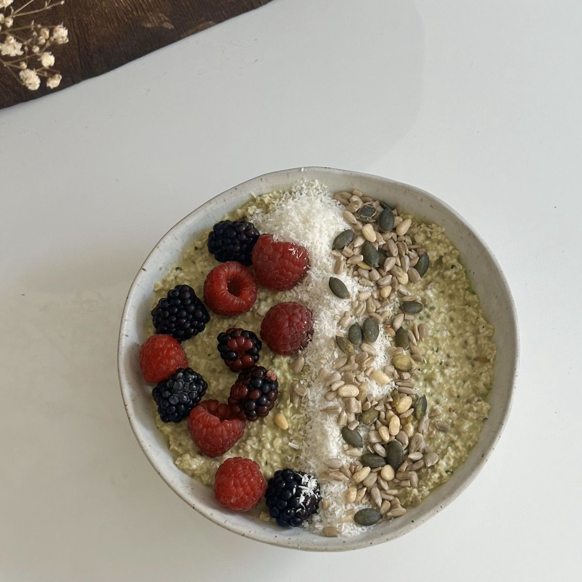 Matcha Coconut Overnight Oats