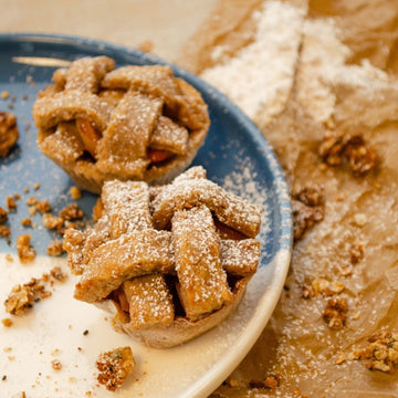 Rezept für vegane, industriezuckerfreie kleine Apple pies 