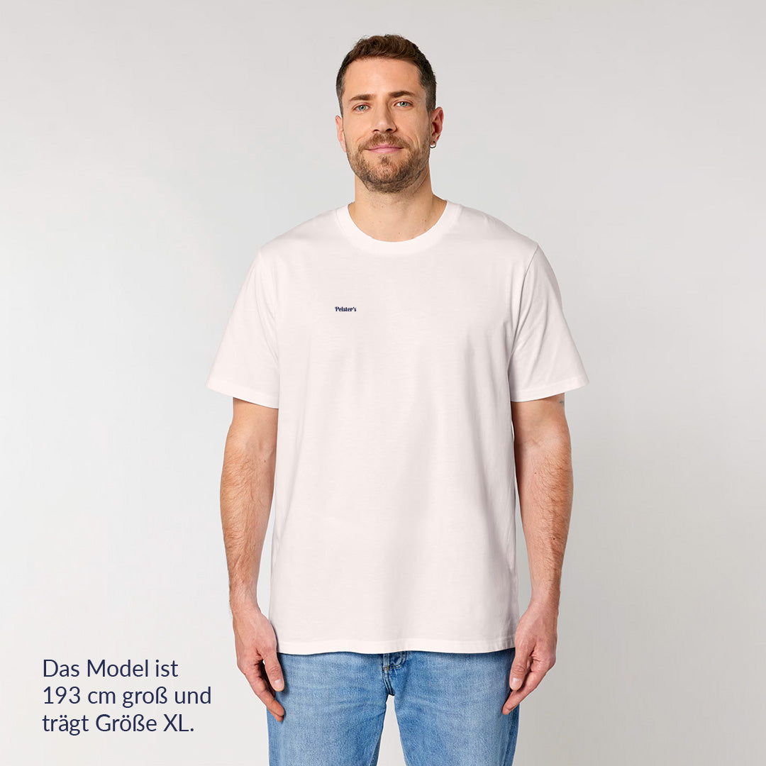 Mann von vorne, die ein Coffee Club Sunday  T-Shirt trägt 