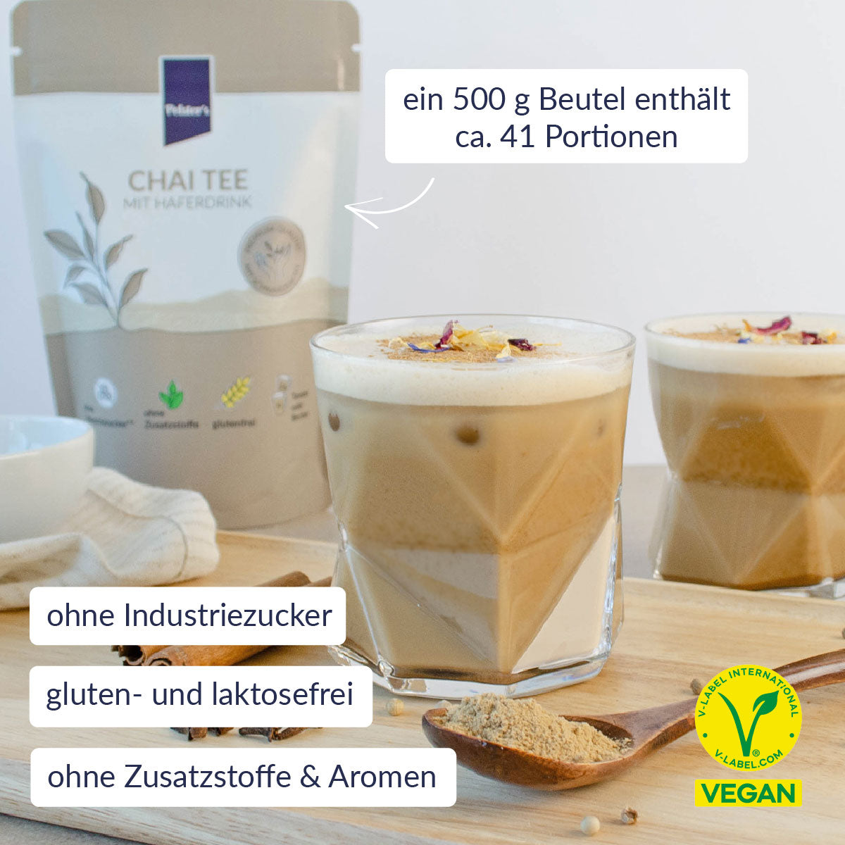 Chai Tee mit Haferdrink zubereitet im Glas  und USPs