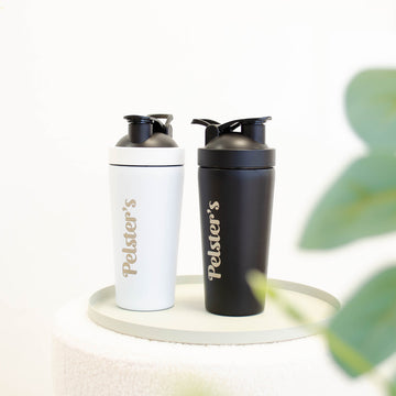 Edelstahlshaker von Pelster's in weiß und schwarz