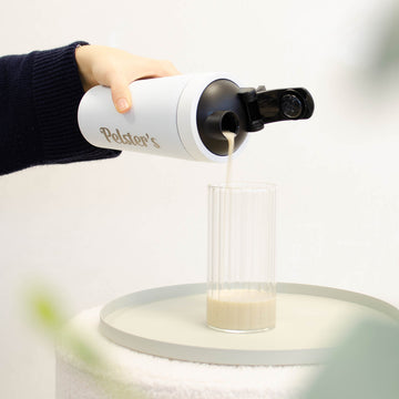 Pelster's Edelstahlshaker in weiß mit Proteinshake Vanille